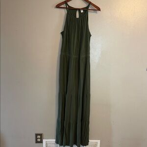Old Navy Olive Green Sleeveless Tiered Maxi Dress
